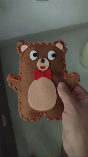 Yapışkanlı Detayları Tak!